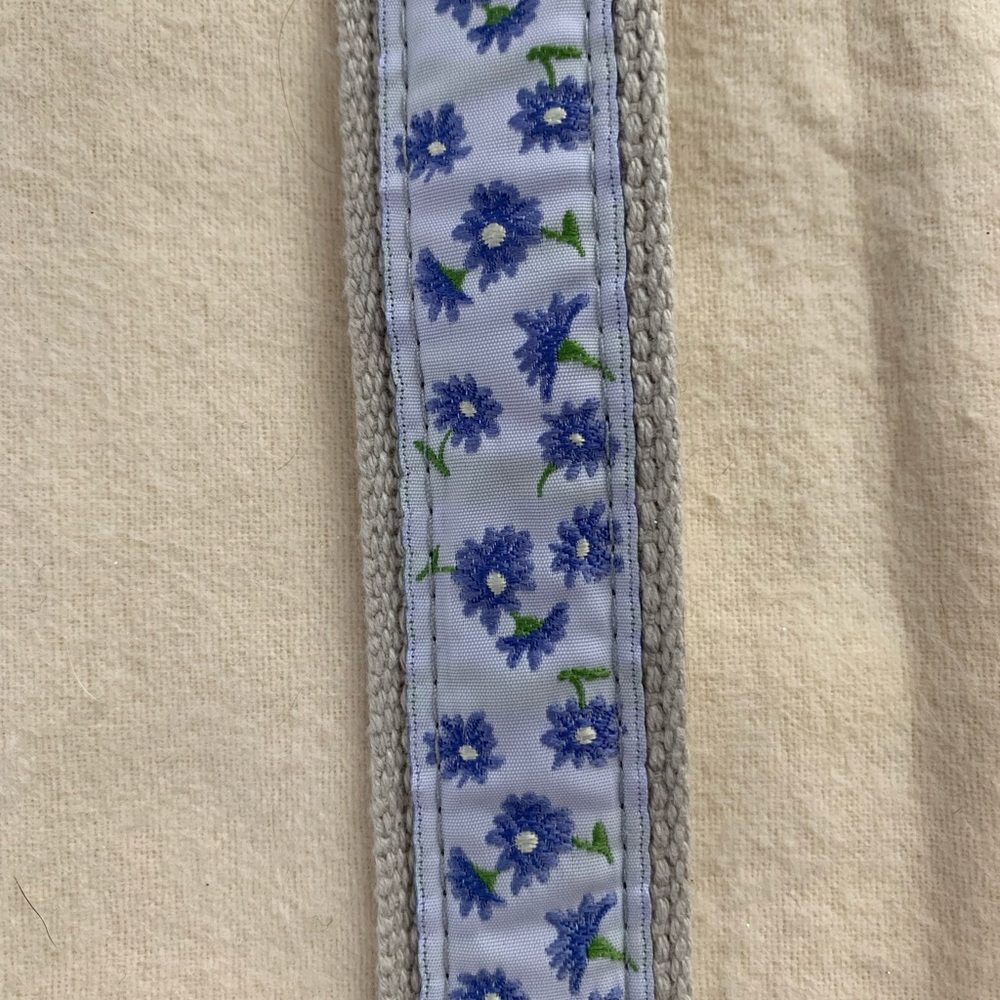 Flowered Belt - Picture 2 of 4